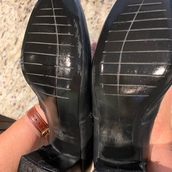 Cole Hann Saylor Grand Booties, Size 9 - Picture 7 of 10